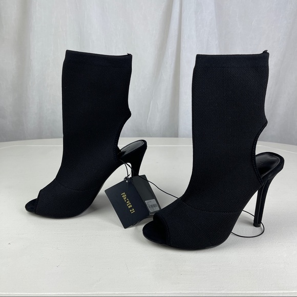 🚫SOLD🚫 NWT Black Peep Toe Stiletto Ankle High Heels Stretchy Sock Style - Picture 14 of 16